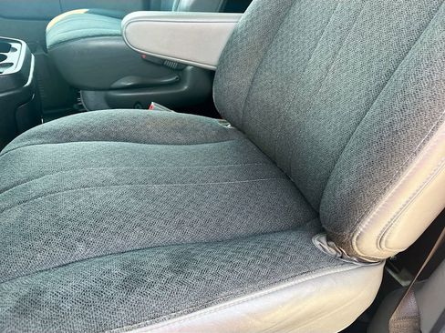 Used 2022 GMC Savana 2500 w/ Driver Convenience Package RWD image 17