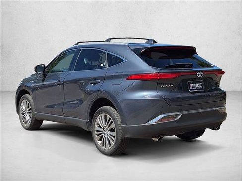 Used 2021 Toyota Venza XLE w/ Carpet Mat Package (TMS) AWD/4WD image 7
