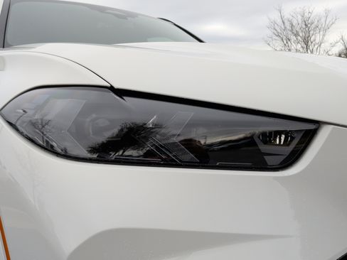 New 2026 BMW X5 xDrive50e w/ M Sport Package image 3