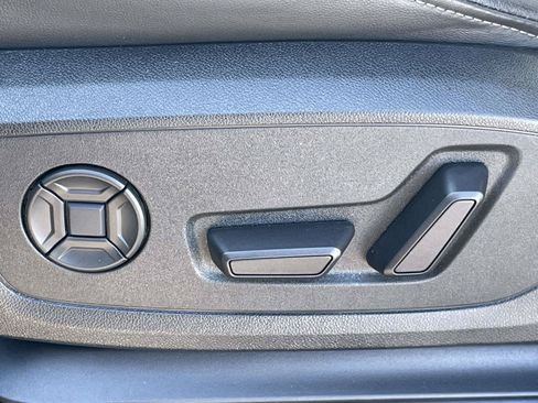 Certified 2023 Audi Q3 2.0T Premium Plus w/ Premium Plus Package AWD/4WD image 20