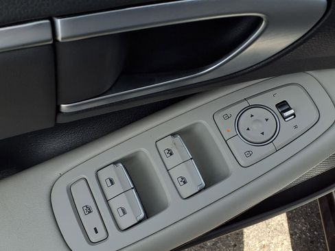 Used 2024 Hyundai Sonata SEL FWD image 18
