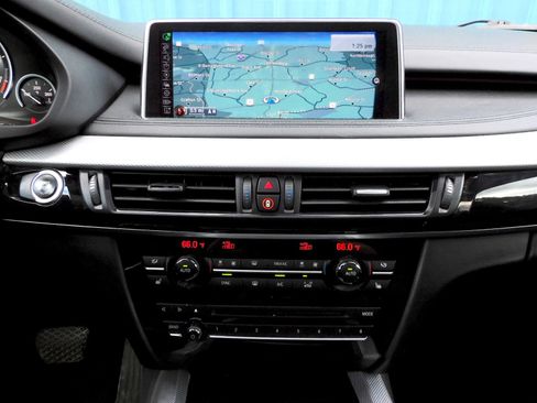 Used 2016 BMW X5 xDrive50i image 11