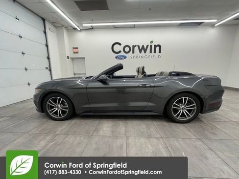 Used 2016 Ford Mustang Premium image 2