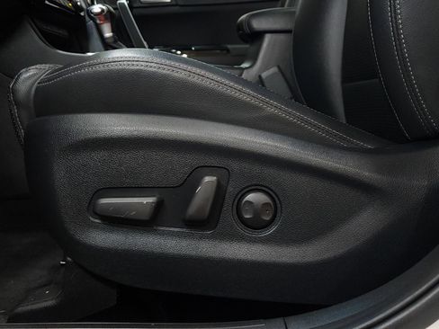 Used 2022 Kia Sportage Nightfall Edition w/ Nighfall AWD Premium Package image 41