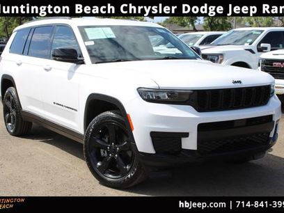 Used 2023 Jeep Grand Cherokee L Laredo