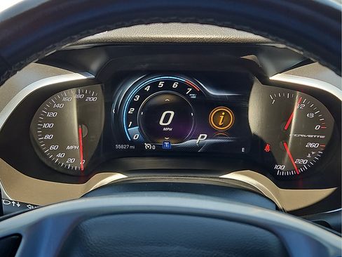 Used 2016 Chevrolet Corvette Stingray Coupe w/ Carbon Flash Badge Package RWD image 18