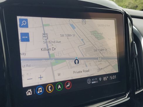 Used 2023 Chevrolet Traverse RS image 30