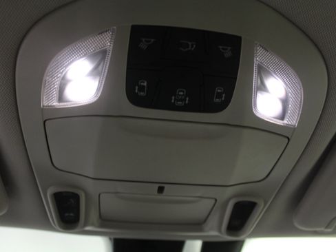 Used 2017 Chrysler Pacifica Limited w/ UConnect Theater Package image 13