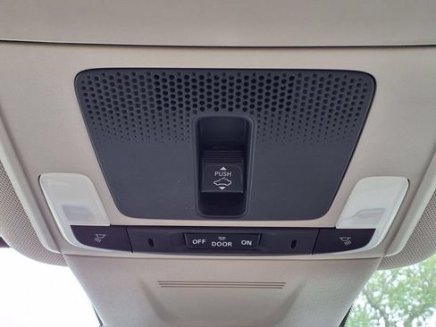 Used 2023 Honda CR-V EX-L image 21