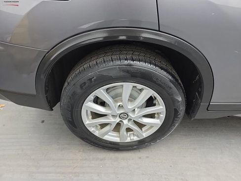 Used 2019 Nissan Rogue S w/ Special Edition Package image 20