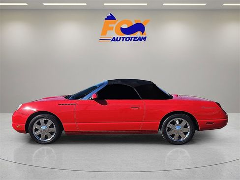 Used 2002 Ford Thunderbird image 2