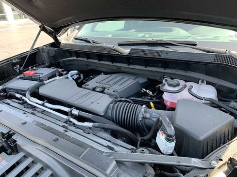 Certified 2026 Chevrolet Silverado 1500 Custom AWD/4WD image 28