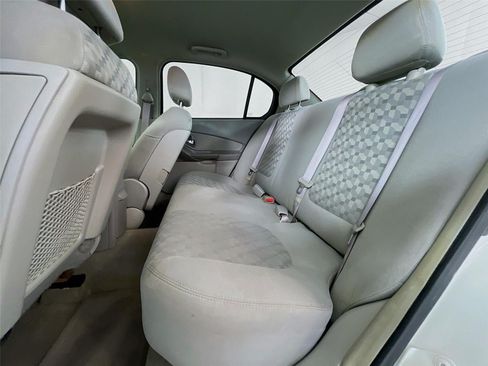 Used 2005 Chevrolet Malibu LS w/ Preferred Equipment Group FWD image 25