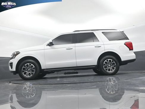 Used 2024 Ford Expedition XLT RWD image 20