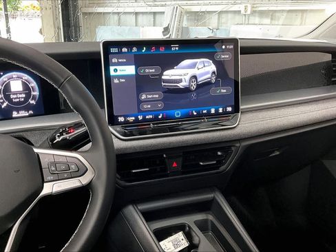 New 2026 Volkswagen Tiguan S image 9