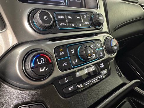 Used 2015 Chevrolet Tahoe LTZ RWD image 28