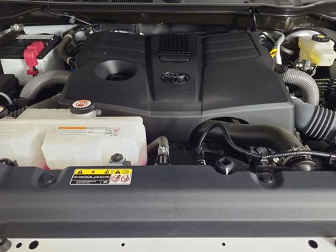 Used 2024 Toyota Tundra SR5 AWD/4WD image 25