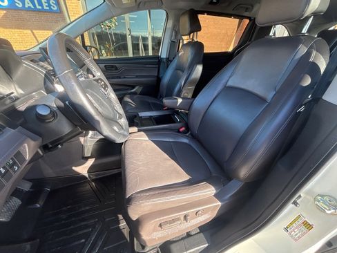 Used 2019 Honda Odyssey EX-L image 12
