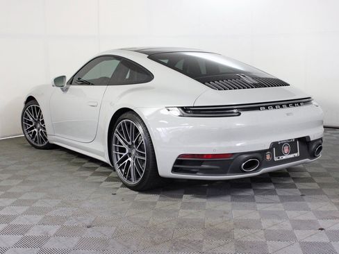 Certified 2024 Porsche 911 Carrera 4 image 3
