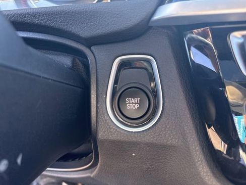 Used 2017 BMW 330e RWD image 30