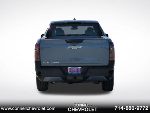 Used 2026 Chevrolet Silverado EV LT AWD/4WD image 6