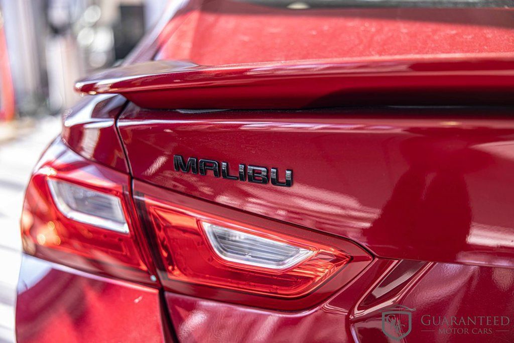 Used 2021 Chevrolet Malibu RS FWD image 15