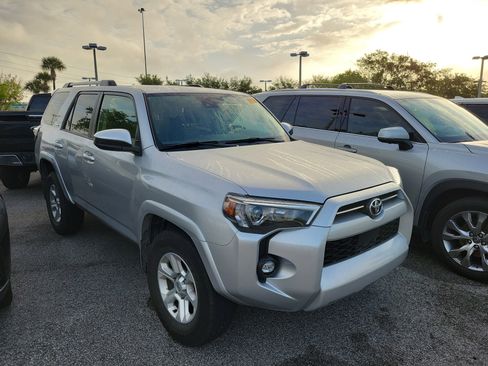 Used 2024 Toyota 4Runner SR5 image 8
