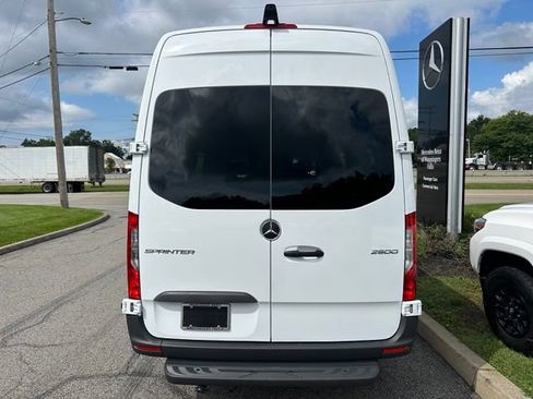 Used 2026 Mercedes-Benz Sprinter 2500 image 4