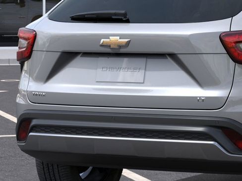 New 2026 Chevrolet Trax LT image 38