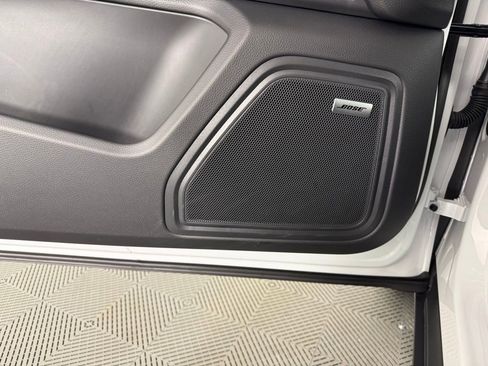 Certified 2026 Porsche Macan Turbo image 21