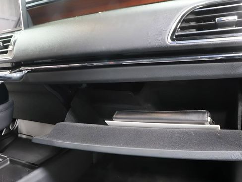 Used 2023 Lincoln Navigator 4WD image 29