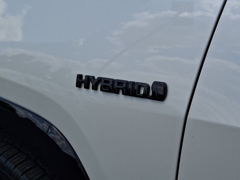Used 2021 Toyota RAV4 XSE AWD/4WD image 34