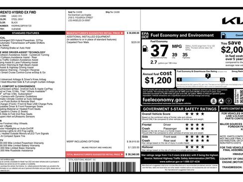 Used 2023 Kia Sorento EX image 2