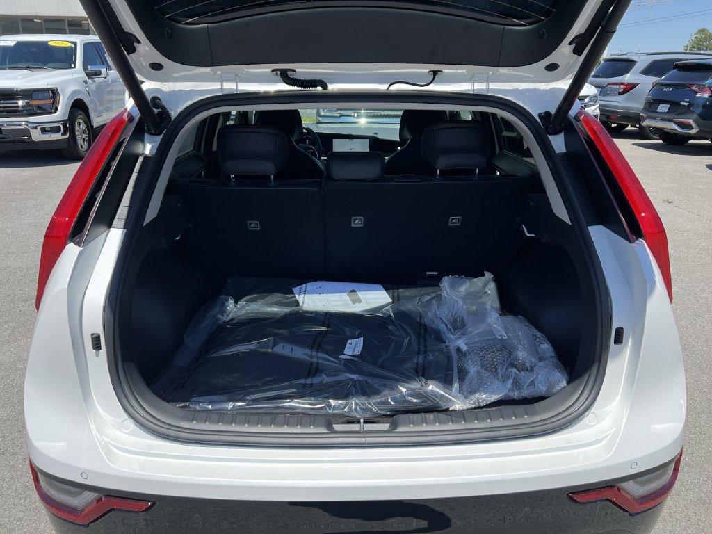 New 2026 Kia Niro Wave w/ Wave Preserve Package FWD image 24