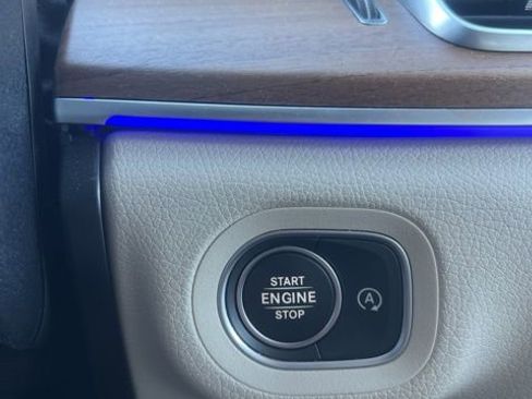 Used 2022 Mercedes-Benz GLE 350 image 21