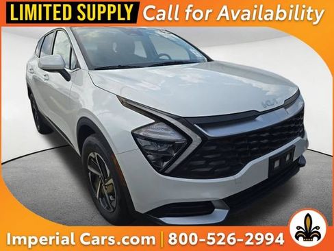 Used 2023 Kia Sportage LX AWD/4WD image 1