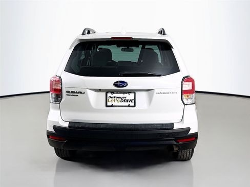 Used 2018 Subaru Forester 2.5i Premium AWD/4WD image 8