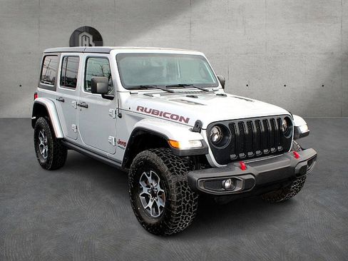 Used 2022 Jeep Wrangler Unlimited Rubicon w/ Cold Weather Group image 3