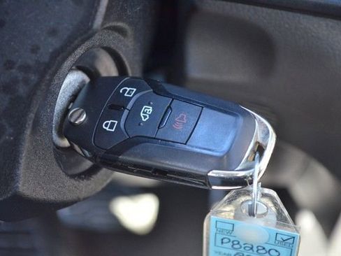 Used 2022 Ford Transit 350 XLT image 24