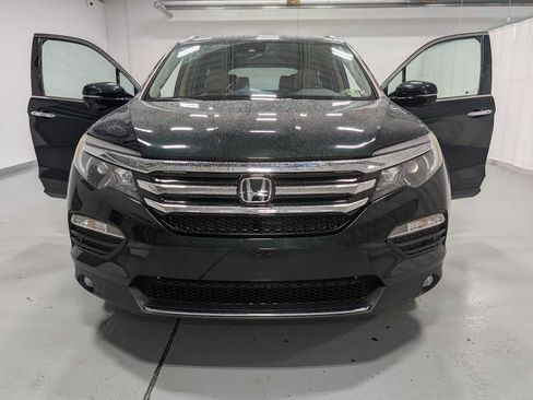 Used 2016 Honda Pilot Touring image 14