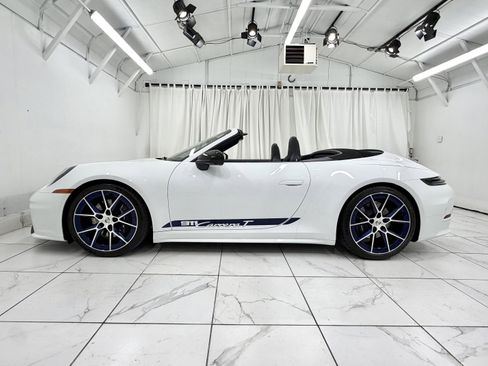 Certified 2025 Porsche 911 Carrera T image 18