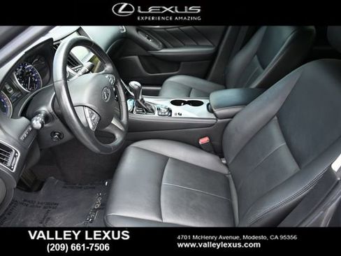 Used 2016 INFINITI Q50 3.0t Premium w/ Driver Assistance Package image 9