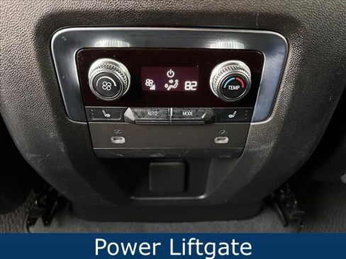 Certified 2023 GMC Yukon Denali image 20