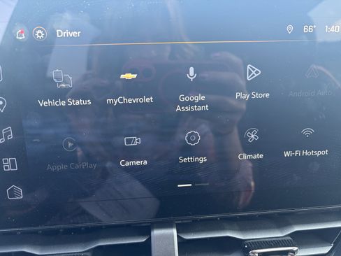 Used 2026 Chevrolet Equinox RS image 11