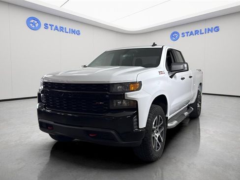 Used 2019 Chevrolet Silverado 1500 Custom Trail Boss w/ Custom Convenience Package image 16