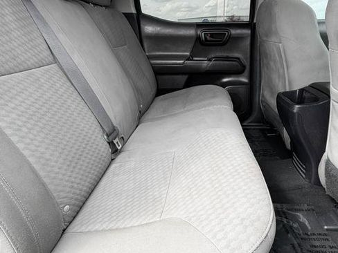 Used 2022 Toyota Tacoma SR AWD/4WD image 30