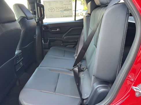 New 2026 Toyota 4Runner Limited AWD/4WD image 11