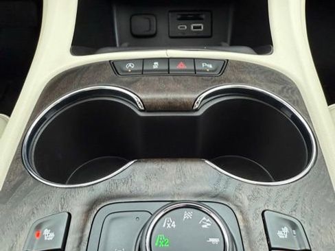 Used 2023 GMC Acadia Denali w/ Denali Ultimate Package image 34