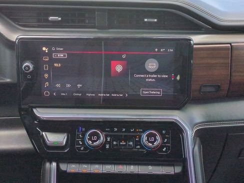 Used 2025 GMC Sierra 1500 Denali Ultimate image 18