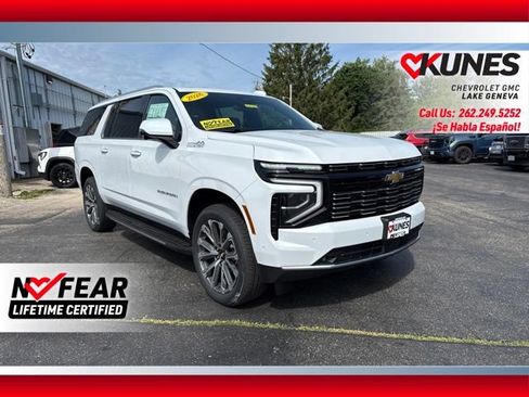 New 2026 Chevrolet Suburban High Country w/ Sun And Tow Package AWD/4WD image 1